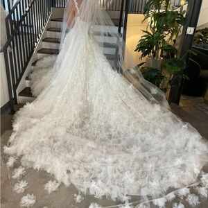 Essence of Australia AVL0125 Ivory Royal Wedding Veil